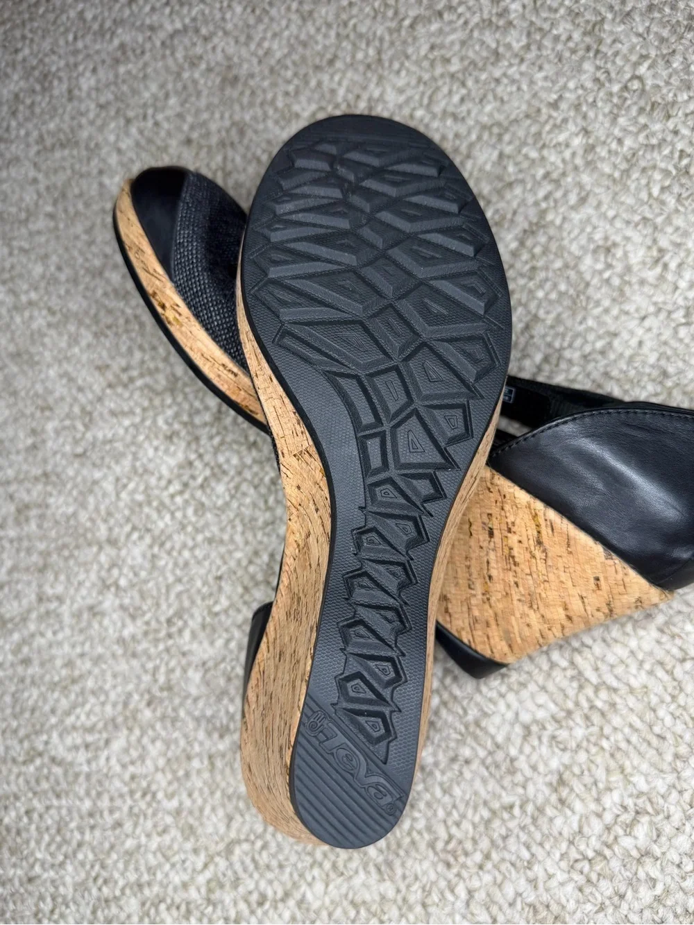 NWOT Teva Riviera Mary Jane’s